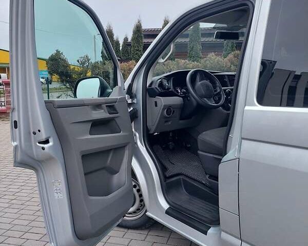 Серый Фольксваген Transporter, объемом двигателя 1.97 л и пробегом 177 тыс. км за 31900 $, фото 7 на Automoto.ua