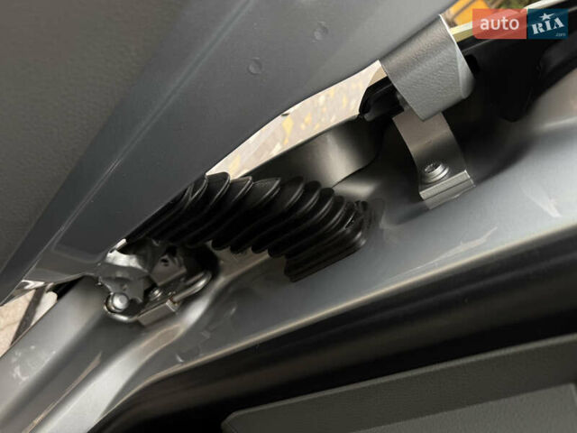 Серый Фольксваген Transporter, объемом двигателя 2 л и пробегом 207 тыс. км за 24950 $, фото 113 на Automoto.ua