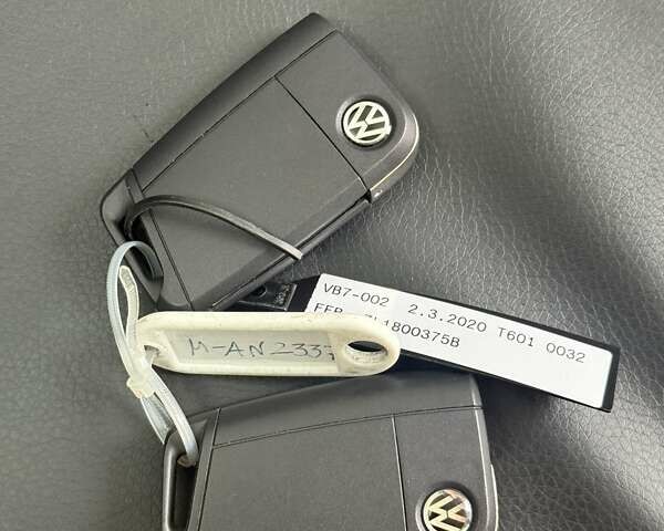 Сірий Фольксваген Transporter, об'ємом двигуна 1.97 л та пробігом 205 тис. км за 25300 $, фото 86 на Automoto.ua