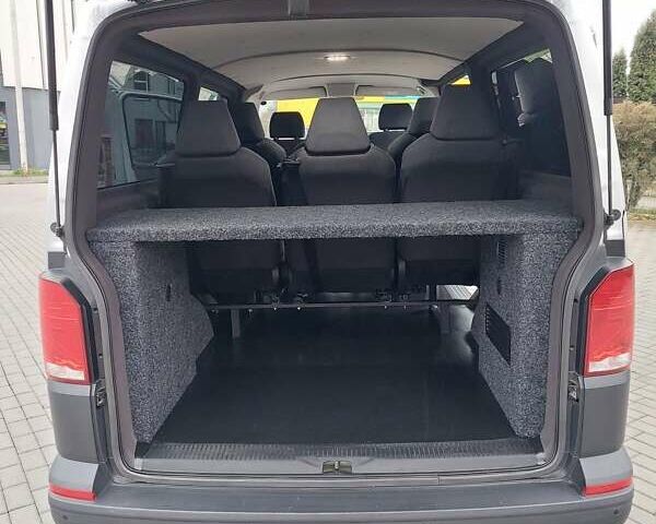 Серый Фольксваген Transporter, объемом двигателя 1.97 л и пробегом 177 тыс. км за 31900 $, фото 26 на Automoto.ua