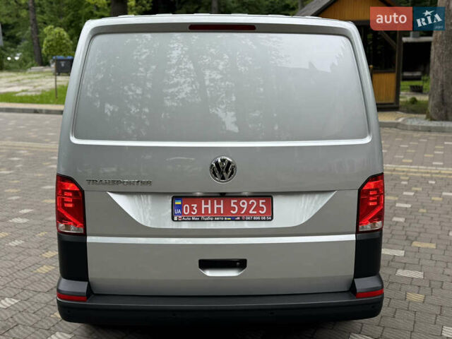 Серый Фольксваген Transporter, объемом двигателя 2 л и пробегом 203 тыс. км за 23450 $, фото 63 на Automoto.ua