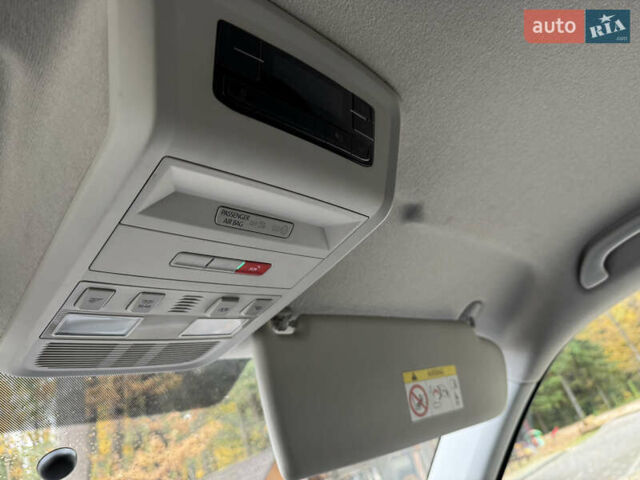 Серый Фольксваген Transporter, объемом двигателя 2 л и пробегом 207 тыс. км за 24950 $, фото 130 на Automoto.ua