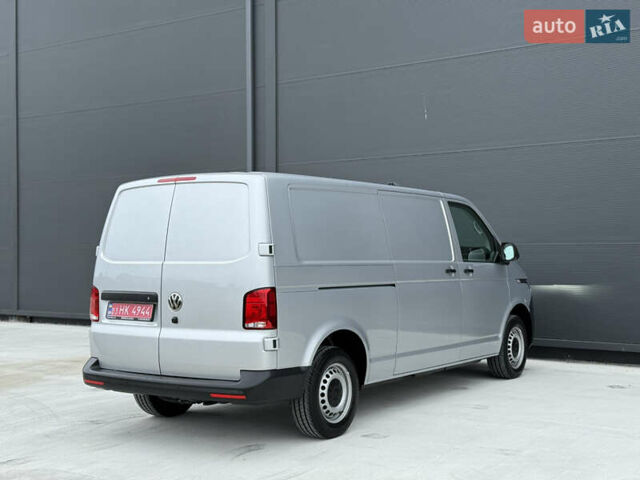Серый Фольксваген Transporter, объемом двигателя 2 л и пробегом 199 тыс. км за 25999 $, фото 7 на Automoto.ua