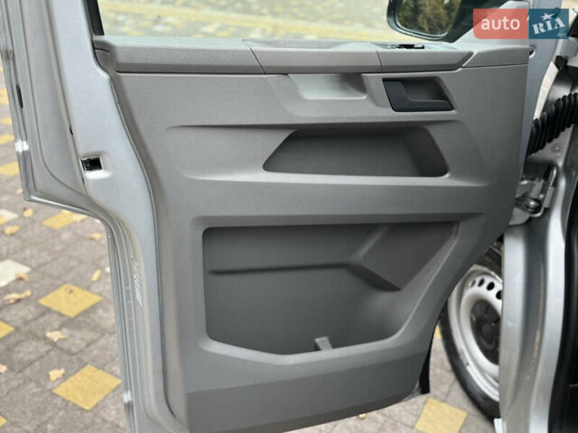 Серый Фольксваген Transporter, объемом двигателя 2 л и пробегом 207 тыс. км за 24950 $, фото 99 на Automoto.ua