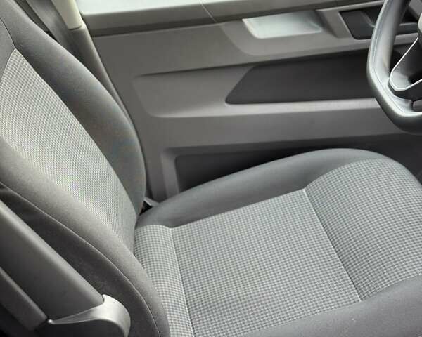 Сірий Фольксваген Transporter, об'ємом двигуна 1.97 л та пробігом 205 тис. км за 25300 $, фото 60 на Automoto.ua