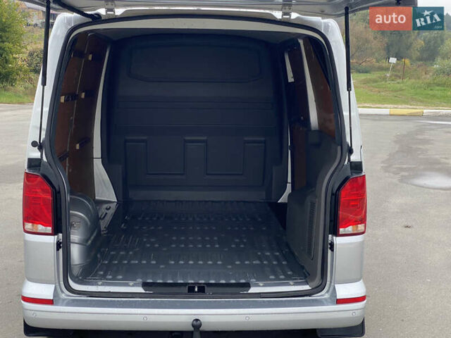 Серый Фольксваген Transporter, объемом двигателя 1.97 л и пробегом 165 тыс. км за 23900 $, фото 12 на Automoto.ua