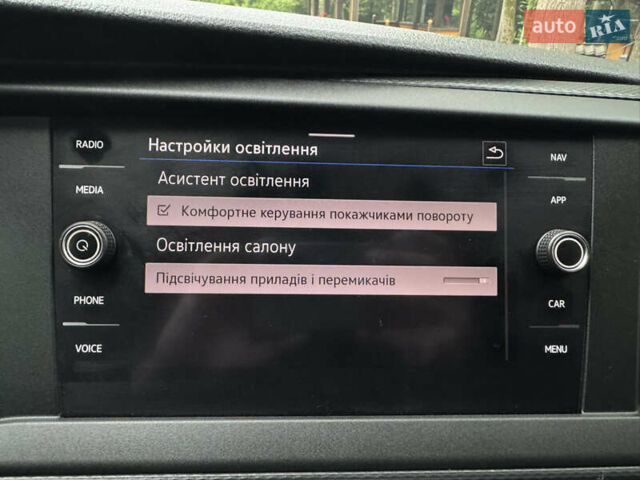 Серый Фольксваген Transporter, объемом двигателя 2 л и пробегом 203 тыс. км за 23450 $, фото 101 на Automoto.ua