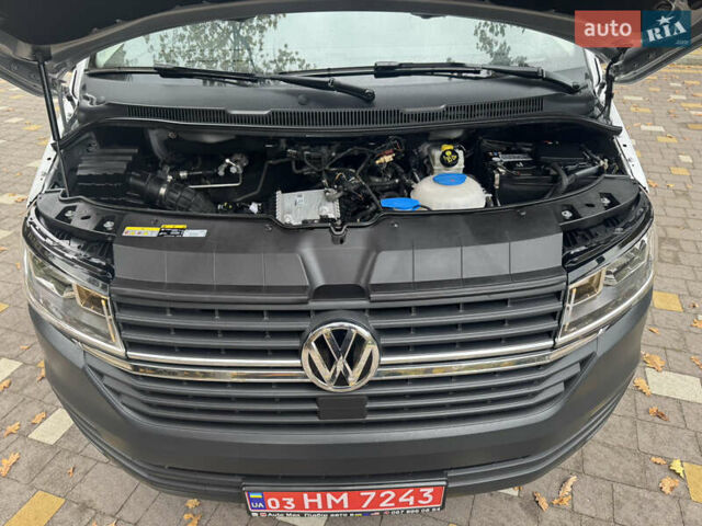 Серый Фольксваген Transporter, объемом двигателя 2 л и пробегом 207 тыс. км за 24950 $, фото 169 на Automoto.ua