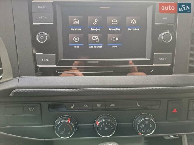 Серый Фольксваген Transporter, объемом двигателя 2 л и пробегом 21 тыс. км за 49500 $, фото 13 на Automoto.ua