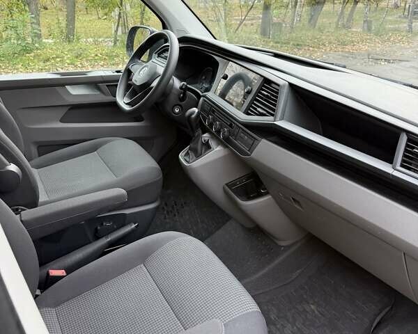Сірий Фольксваген Transporter, об'ємом двигуна 1.97 л та пробігом 205 тис. км за 25300 $, фото 61 на Automoto.ua