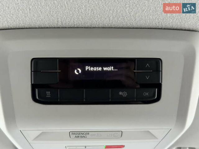 Серый Фольксваген Transporter, объемом двигателя 2 л и пробегом 199 тыс. км за 25999 $, фото 68 на Automoto.ua