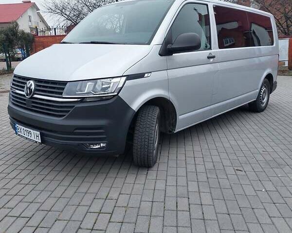 Серый Фольксваген Transporter, объемом двигателя 1.97 л и пробегом 177 тыс. км за 31900 $, фото 6 на Automoto.ua
