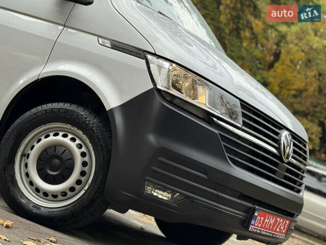 Серый Фольксваген Transporter, объемом двигателя 2 л и пробегом 207 тыс. км за 24950 $, фото 57 на Automoto.ua