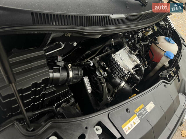 Серый Фольксваген Transporter, объемом двигателя 2 л и пробегом 207 тыс. км за 24950 $, фото 172 на Automoto.ua