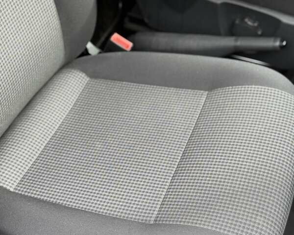 Сірий Фольксваген Transporter, об'ємом двигуна 1.97 л та пробігом 205 тис. км за 25300 $, фото 59 на Automoto.ua