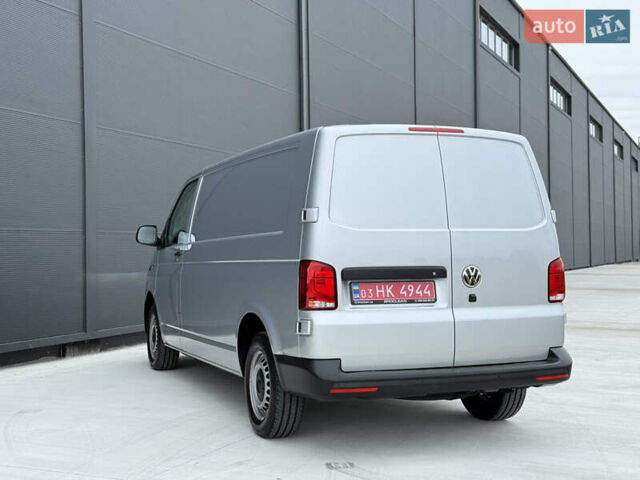 Серый Фольксваген Transporter, объемом двигателя 2 л и пробегом 199 тыс. км за 25999 $, фото 13 на Automoto.ua