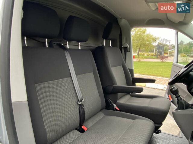 Серый Фольксваген Transporter, объемом двигателя 1.97 л и пробегом 165 тыс. км за 23900 $, фото 19 на Automoto.ua
