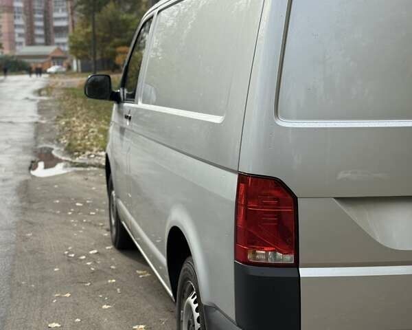 Сірий Фольксваген Transporter, об'ємом двигуна 1.97 л та пробігом 205 тис. км за 25300 $, фото 36 на Automoto.ua