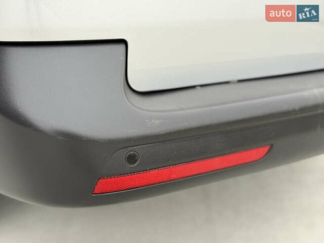 Серый Фольксваген Transporter, объемом двигателя 2 л и пробегом 199 тыс. км за 25999 $, фото 23 на Automoto.ua