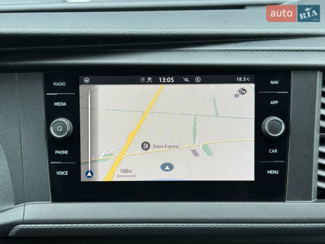 Серый Фольксваген Transporter, объемом двигателя 2 л и пробегом 199 тыс. км за 25999 $, фото 63 на Automoto.ua