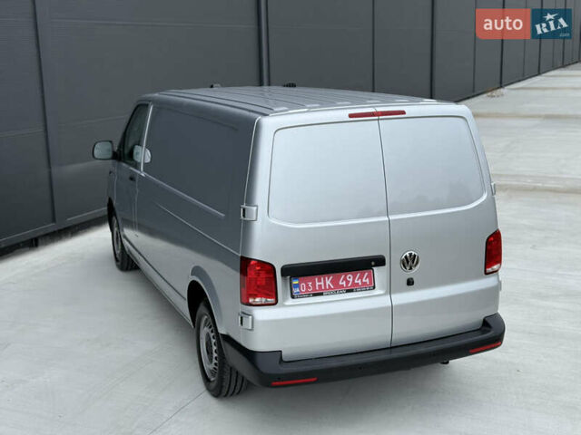 Серый Фольксваген Transporter, объемом двигателя 2 л и пробегом 199 тыс. км за 25999 $, фото 14 на Automoto.ua