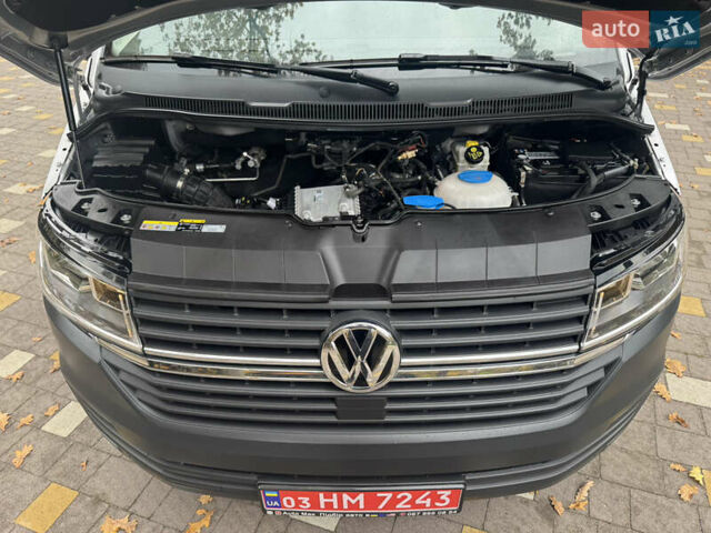 Серый Фольксваген Transporter, объемом двигателя 2 л и пробегом 207 тыс. км за 24950 $, фото 170 на Automoto.ua