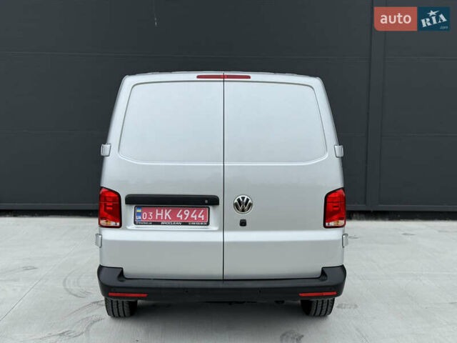 Серый Фольксваген Transporter, объемом двигателя 2 л и пробегом 199 тыс. км за 25999 $, фото 34 на Automoto.ua