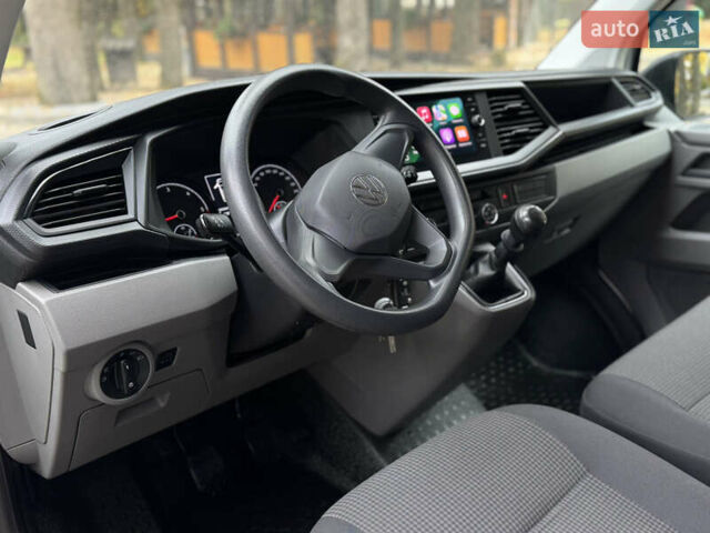 Серый Фольксваген Transporter, объемом двигателя 2 л и пробегом 207 тыс. км за 24950 $, фото 105 на Automoto.ua