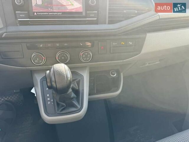 Сірий Фольксваген Transporter, об'ємом двигуна 1.97 л та пробігом 206 тис. км за 30700 $, фото 19 на Automoto.ua