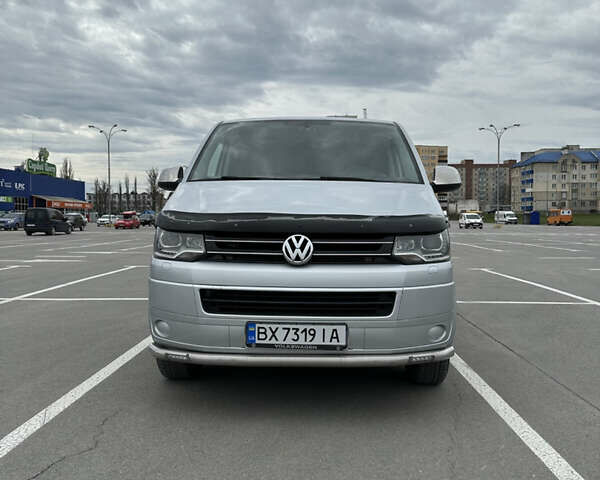 Серый Фольксваген Transporter, объемом двигателя 1.97 л и пробегом 304 тыс. км за 16000 $, фото 3 на Automoto.ua