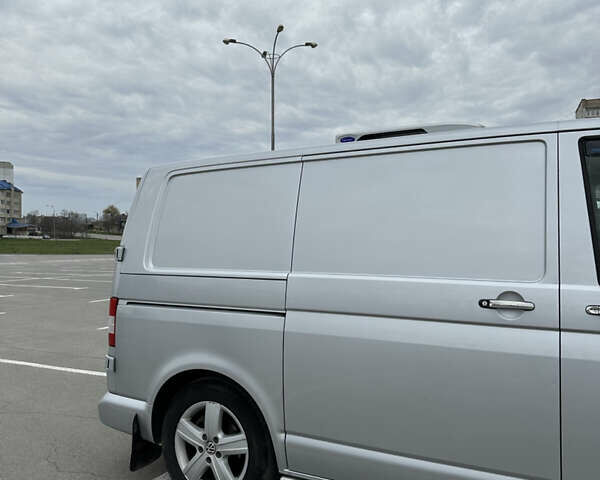 Серый Фольксваген Transporter, объемом двигателя 1.97 л и пробегом 304 тыс. км за 16000 $, фото 24 на Automoto.ua