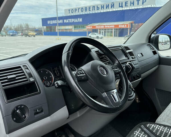 Серый Фольксваген Transporter, объемом двигателя 1.97 л и пробегом 304 тыс. км за 16000 $, фото 20 на Automoto.ua