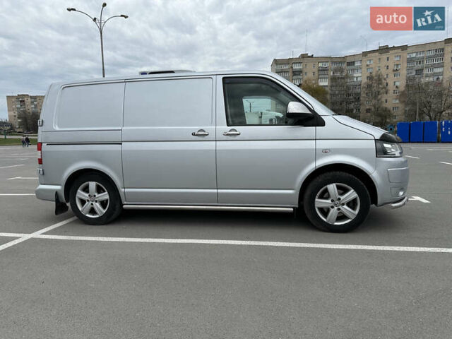 Серый Фольксваген Transporter, объемом двигателя 1.97 л и пробегом 304 тыс. км за 16000 $, фото 30 на Automoto.ua