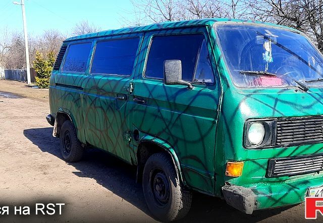 Серый Фольксваген Transporter, объемом двигателя 1.6 л и пробегом 550 тыс. км за 2000 $, фото 1 на Automoto.ua