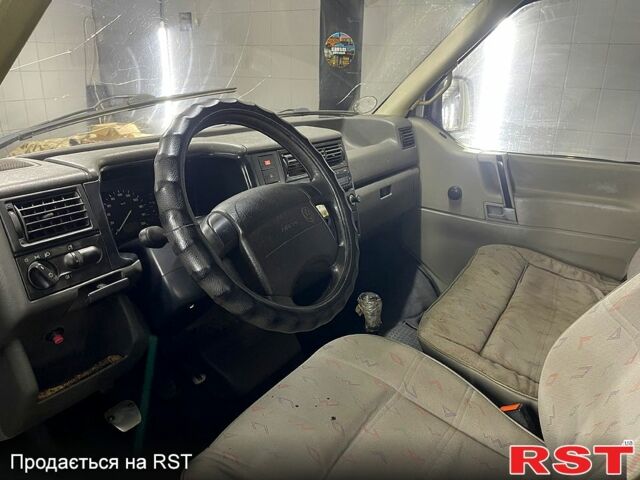 Серый Фольксваген Transporter, объемом двигателя 2.4 л и пробегом 0 тыс. км за 4900 $, фото 5 на Automoto.ua