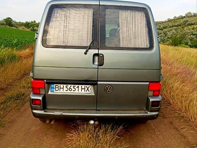 Сірий Фольксваген Transporter, об'ємом двигуна 2.5 л та пробігом 347 тис. км за 4500 $, фото 4 на Automoto.ua