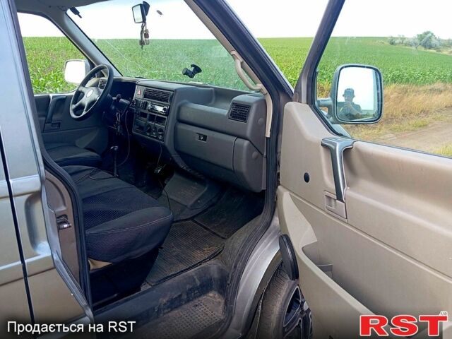 Сірий Фольксваген Transporter, об'ємом двигуна 2.5 л та пробігом 347 тис. км за 4500 $, фото 8 на Automoto.ua