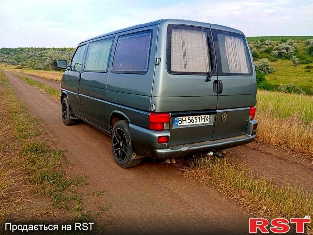 Сірий Фольксваген Transporter, об'ємом двигуна 2.5 л та пробігом 347 тис. км за 4500 $, фото 1 на Automoto.ua