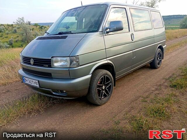 Сірий Фольксваген Transporter, об'ємом двигуна 2.5 л та пробігом 347 тис. км за 4500 $, фото 5 на Automoto.ua