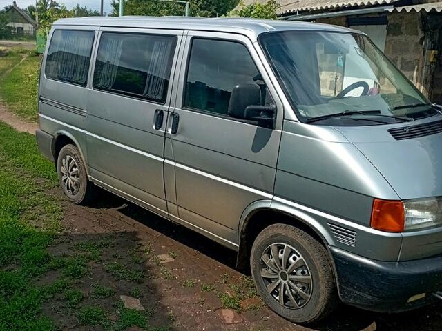 Сірий Фольксваген Transporter, об'ємом двигуна 2.5 л та пробігом 486 тис. км за 7500 $, фото 1 на Automoto.ua
