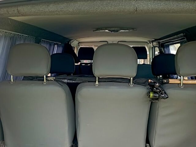 Сірий Фольксваген Transporter, об'ємом двигуна 2.5 л та пробігом 486 тис. км за 7500 $, фото 7 на Automoto.ua