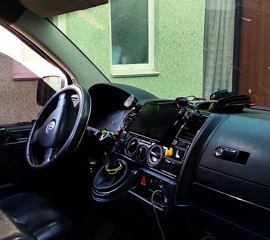 Серый Фольксваген Transporter, объемом двигателя 1.9 л и пробегом 247 тыс. км за 8600 $, фото 7 на Automoto.ua