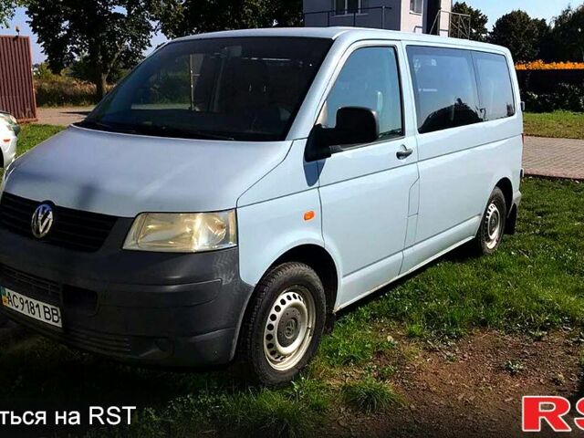 Сірий Фольксваген Transporter, об'ємом двигуна 2.5 л та пробігом 428 тис. км за 9200 $, фото 2 на Automoto.ua