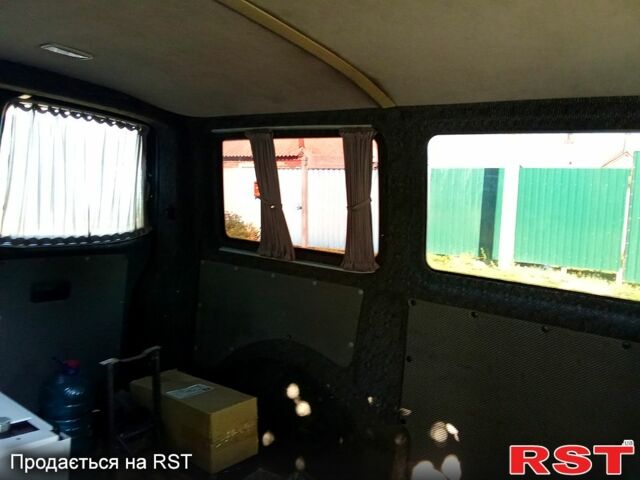 Серый Фольксваген Transporter, объемом двигателя 2.5 л и пробегом 352 тыс. км за 7800 $, фото 4 на Automoto.ua