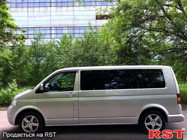 Серый Фольксваген Transporter, объемом двигателя 2.5 л и пробегом 265 тыс. км за 8800 $, фото 5 на Automoto.ua