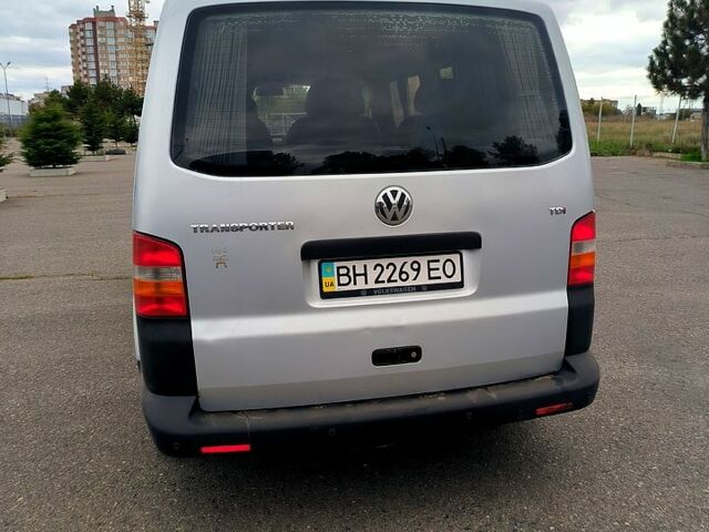 Серый Фольксваген Transporter, объемом двигателя 1.9 л и пробегом 227 тыс. км за 11500 $, фото 1 на Automoto.ua