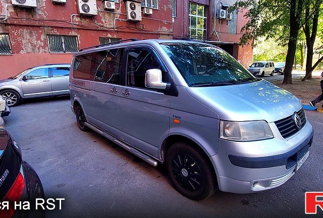Фольксваген Transporter 2007 в Запорожье на Automoto.ua Серый Фольксваген Transporter, объемом двигателя 2.5 л и пробегом 350 тыс. км за 9000 $, фото 2 на Automoto.ua