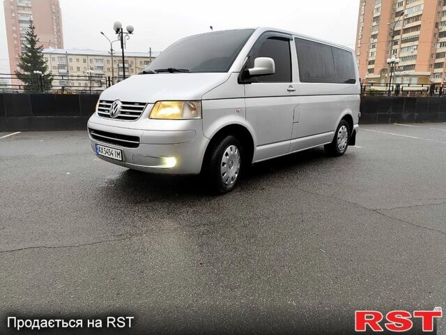Серый Фольксваген Transporter, объемом двигателя 2.5 л и пробегом 320 тыс. км за 11500 $, фото 1 на Automoto.ua