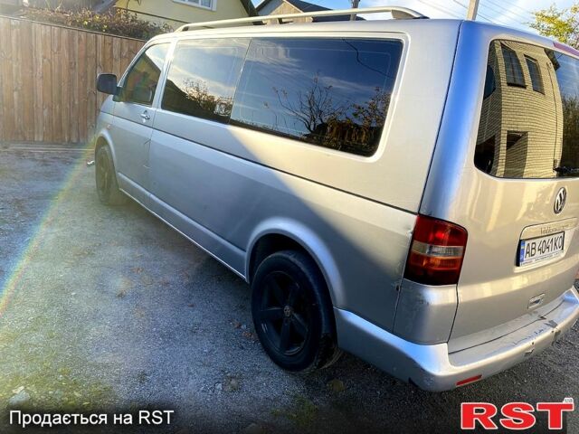 Серый Фольксваген Transporter, объемом двигателя 2.5 л и пробегом 320 тыс. км за 8700 $, фото 4 на Automoto.ua