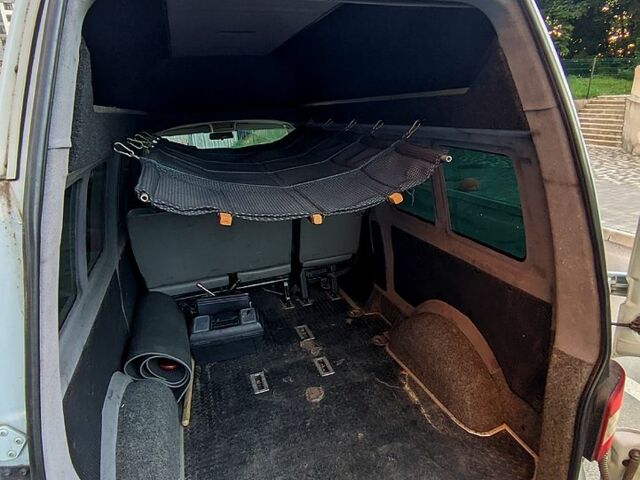 Фольксваген Transporter 2008 в Киеве на Automoto.ua Серый Фольксваген Transporter, объемом двигателя 2.5 л и пробегом 382 тыс. км за 9000 $, фото 5 на Automoto.ua